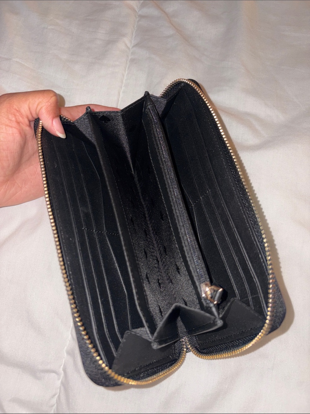 Kate Spade Large Wallet - Picture 3 of 3